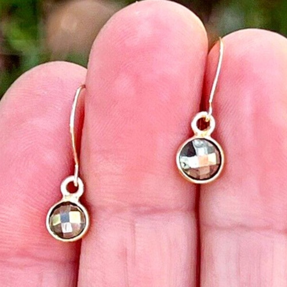 Sundance $78 NEW 3/4" 12kt Gold GF PYRITE LEO Zodiac Birthstone Gem Earrings